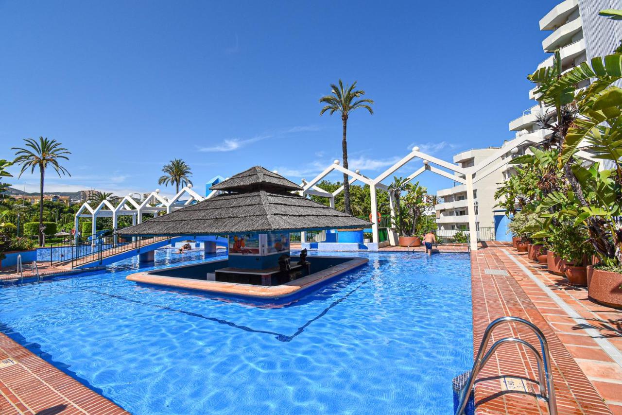Benal Beach, Luxury Sea & Mountain View Beachside 1 Bedroom Apartment 贝纳尔马德纳 外观 照片