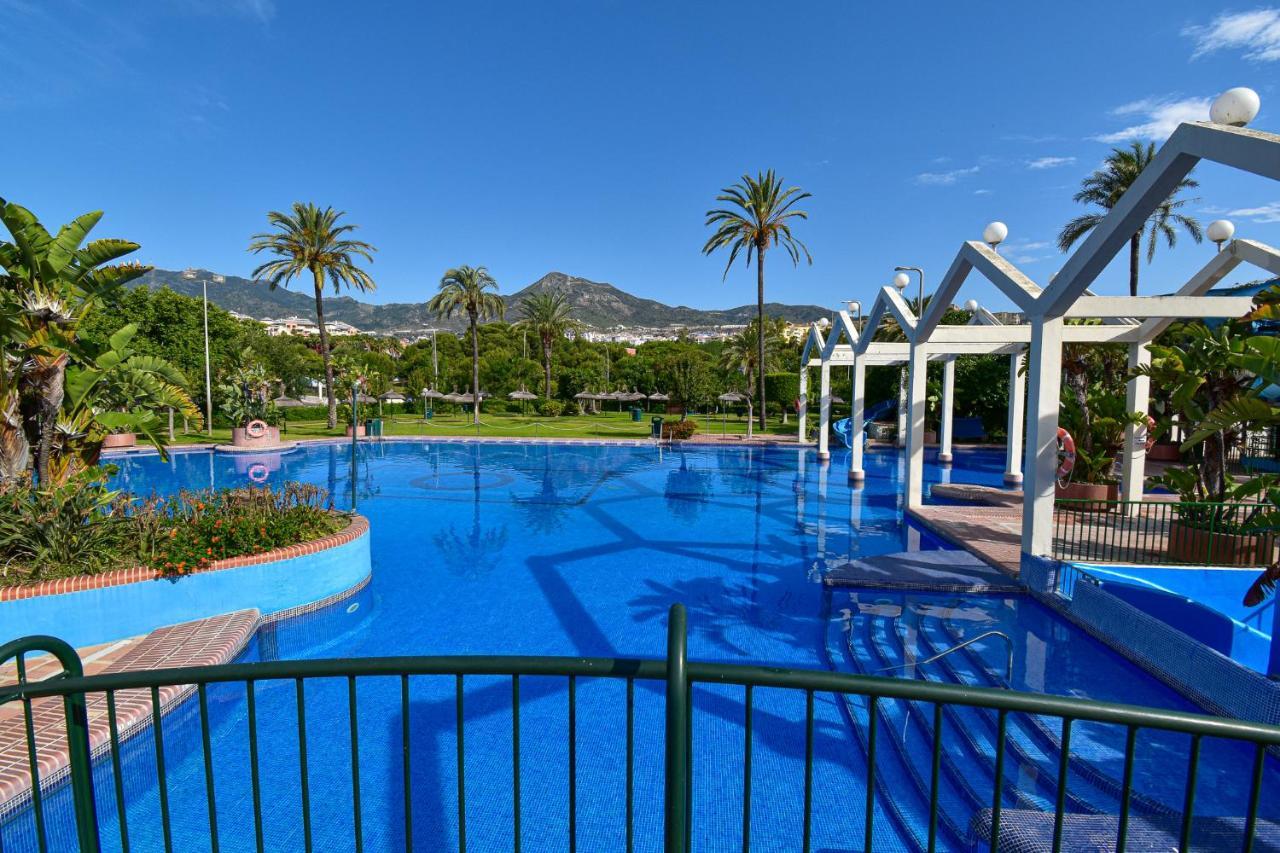 Benal Beach, Luxury Sea & Mountain View Beachside 1 Bedroom Apartment 贝纳尔马德纳 外观 照片