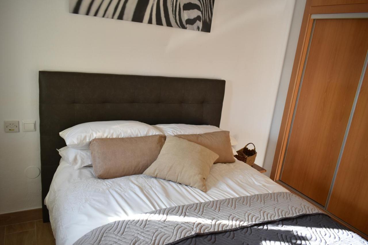 Benal Beach, Luxury Sea & Mountain View Beachside 1 Bedroom Apartment 贝纳尔马德纳 外观 照片